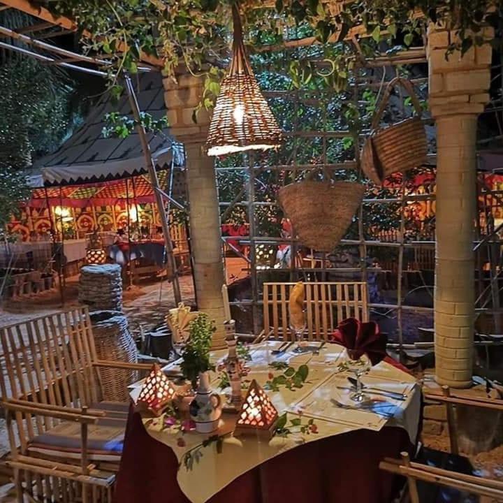 Tente Et Restaurant Elbey Douz Exterior foto